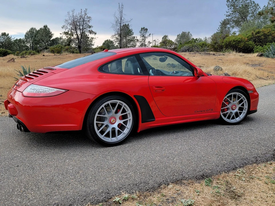 2011 Porsche 997 Carrera - Image 13 of 31