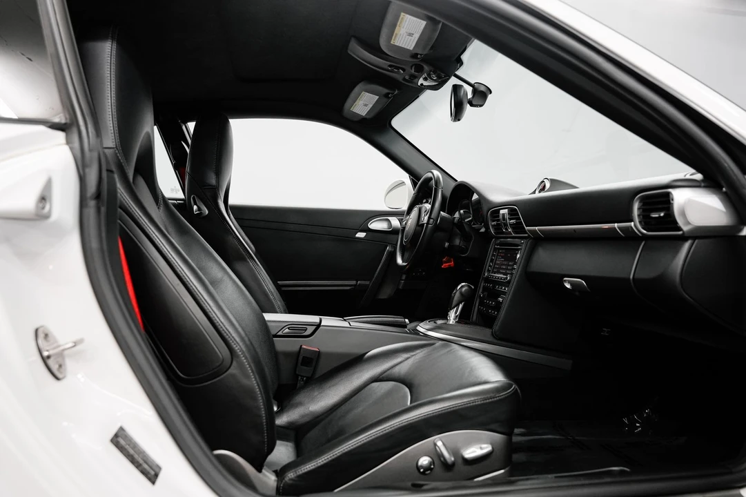 2011 Porsche 997 Carrera GTS - Image 27 of 31
