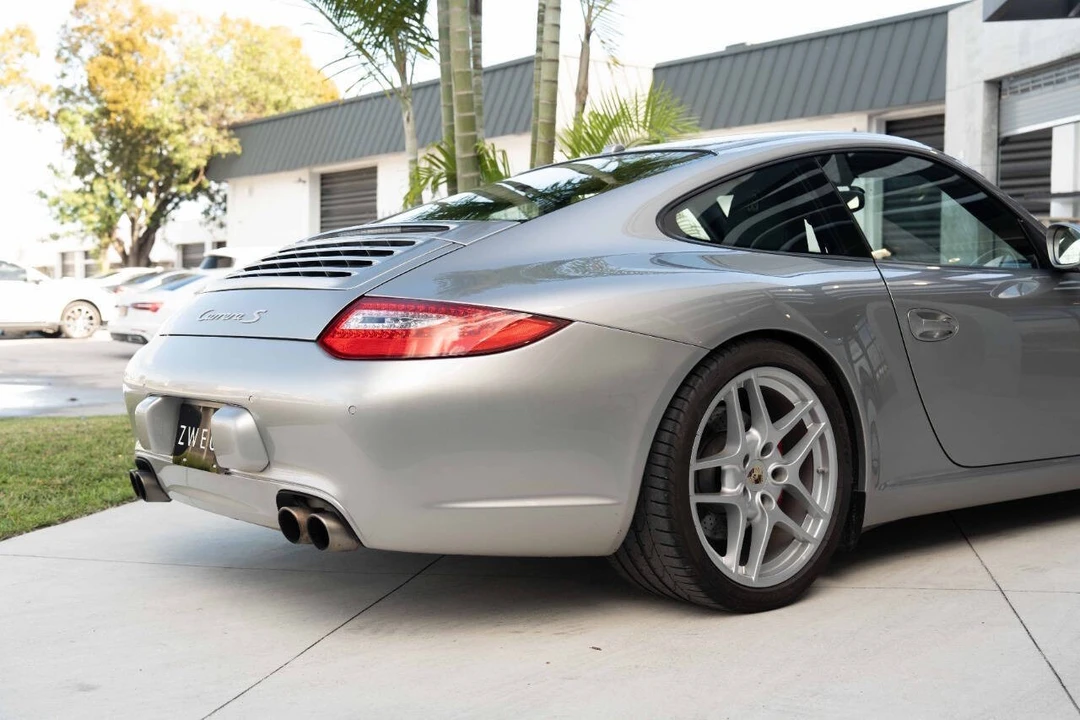 2011 Porsche 997 Carrera S - Image 26 of 31
