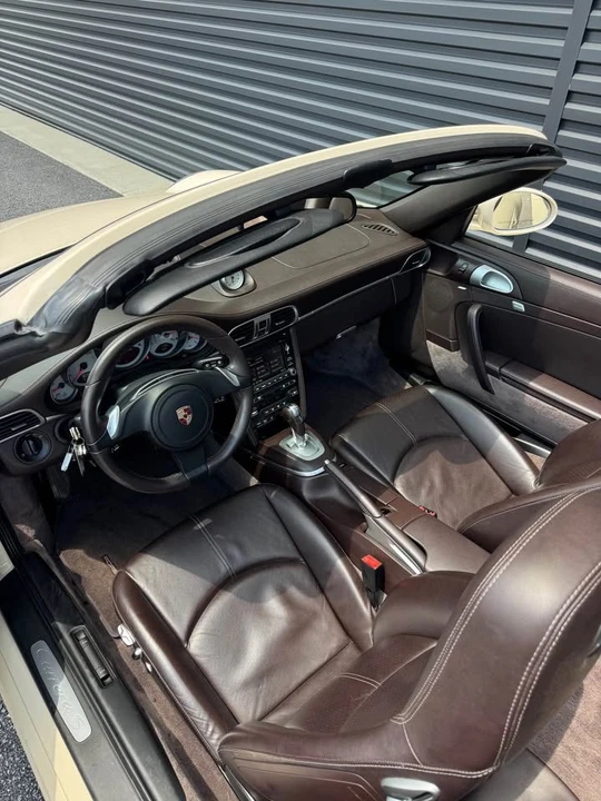 2011 Porsche 997 Carrera S - Image 10 of 16