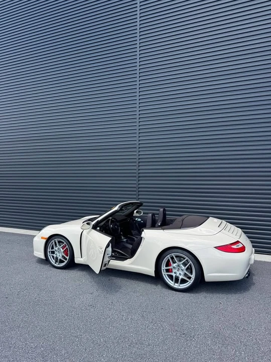2011 Porsche 997 Carrera S - Image 6 of 12
