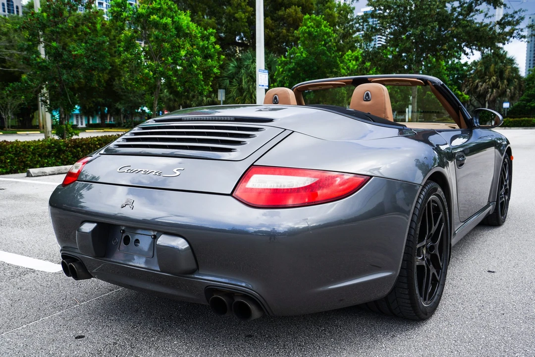 2011 Porsche 997 Carrera S - Image 29 of 31