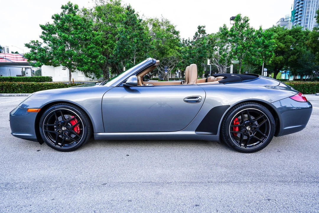2011 Porsche 997 Carrera S - Image 12 of 31