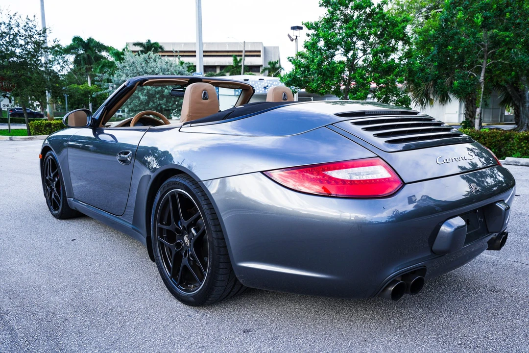 2011 Porsche 997 Carrera S - Image 17 of 31
