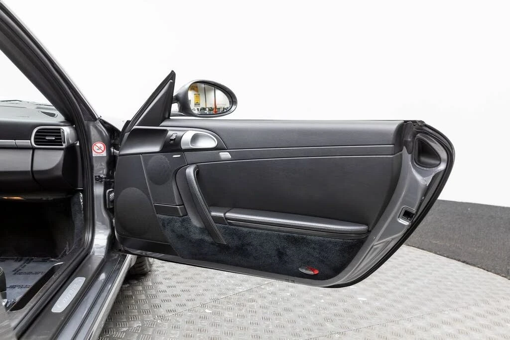 2011 Porsche 997 Carrera S - Image 14 of 31