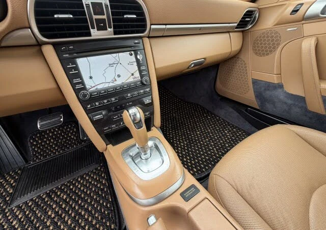 2011 Porsche 997 Carrera S - Image 27 of 31