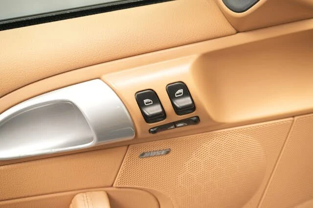 2011 Porsche 997 Carrera S - Image 28 of 31