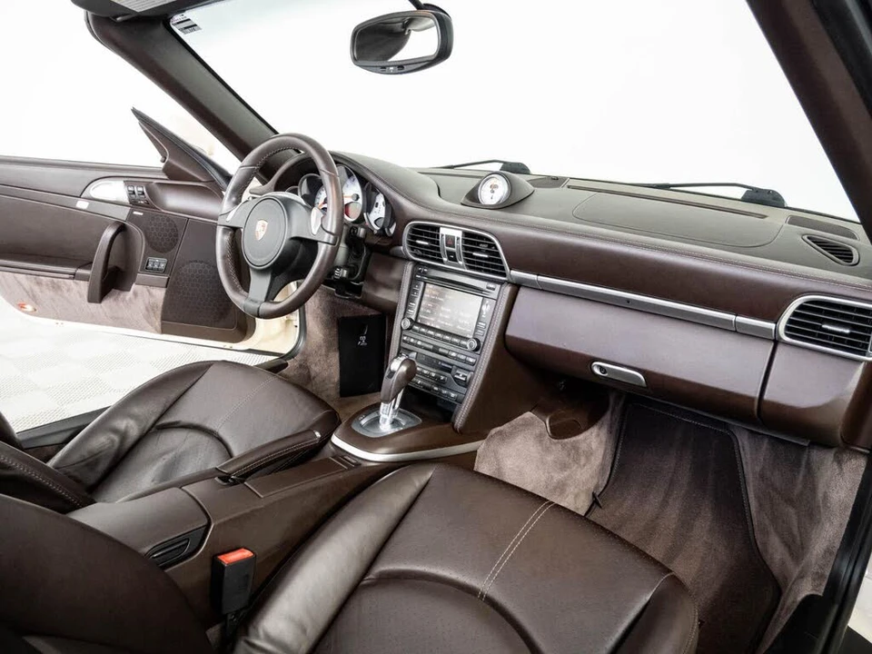 2011 Porsche 997 Carrera S - Image 19 of 31