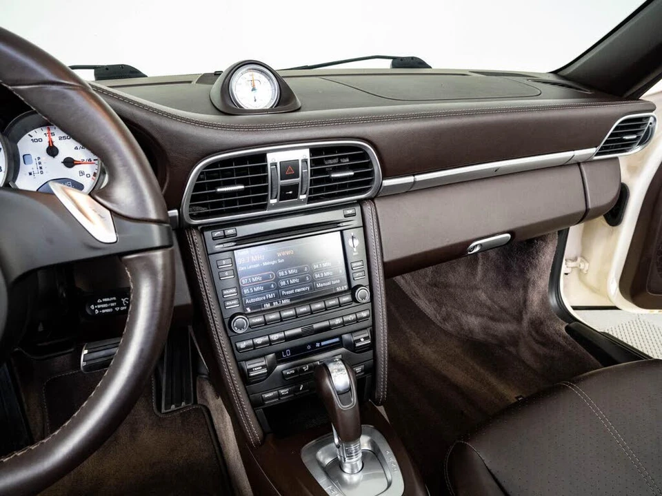 2011 Porsche 997 Carrera S - Image 13 of 31