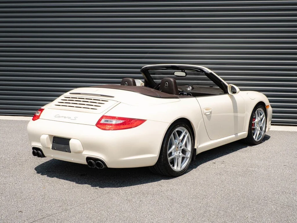 2011 Porsche 997 Carrera S - Image 23 of 31