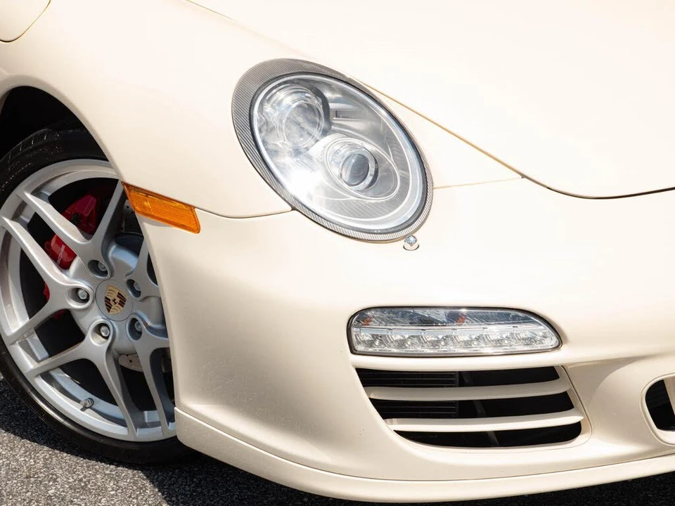 2011 Porsche 997 Carrera S - Image 28 of 31