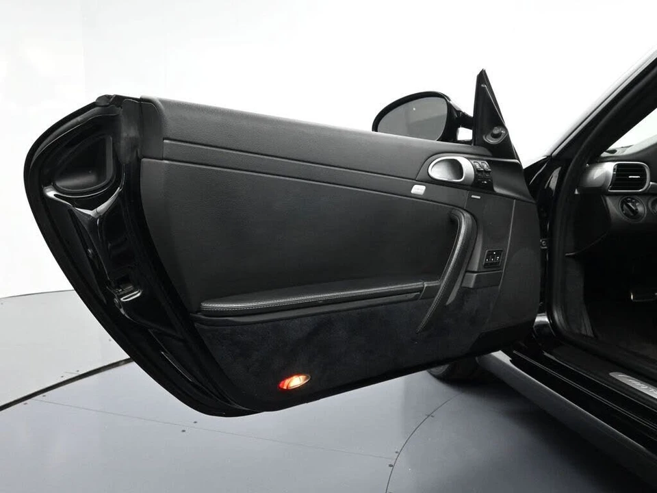 2011 Porsche 997 Carrera S - Image 14 of 30