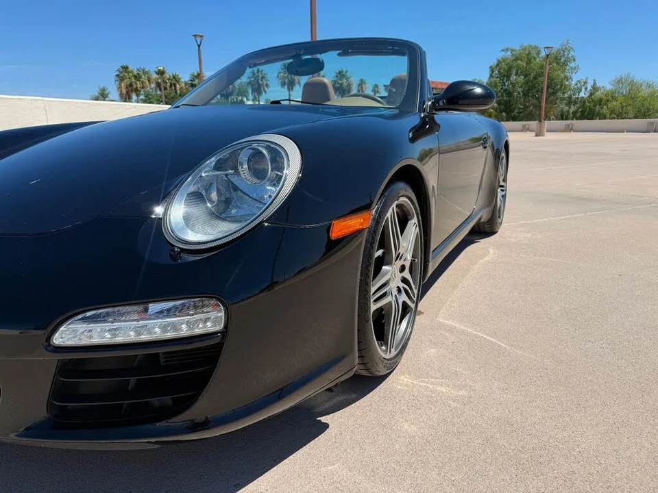 2011 Porsche 997 Carrera S - Image 9 of 31