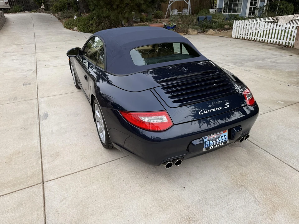 2011 Porsche 997 Carrera S - Image 9 of 31