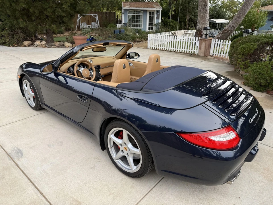 2011 Porsche 997 Carrera S - Image 24 of 31