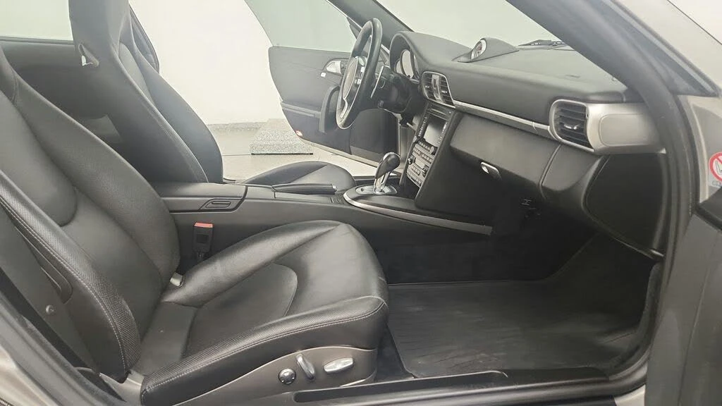 2011 Porsche 997 Carrera S - Image 29 of 31