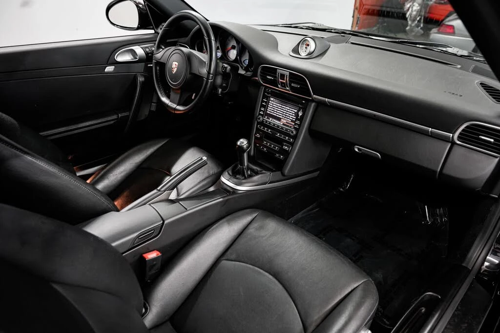 2011 Porsche 997 Carrera S - Image 27 of 31
