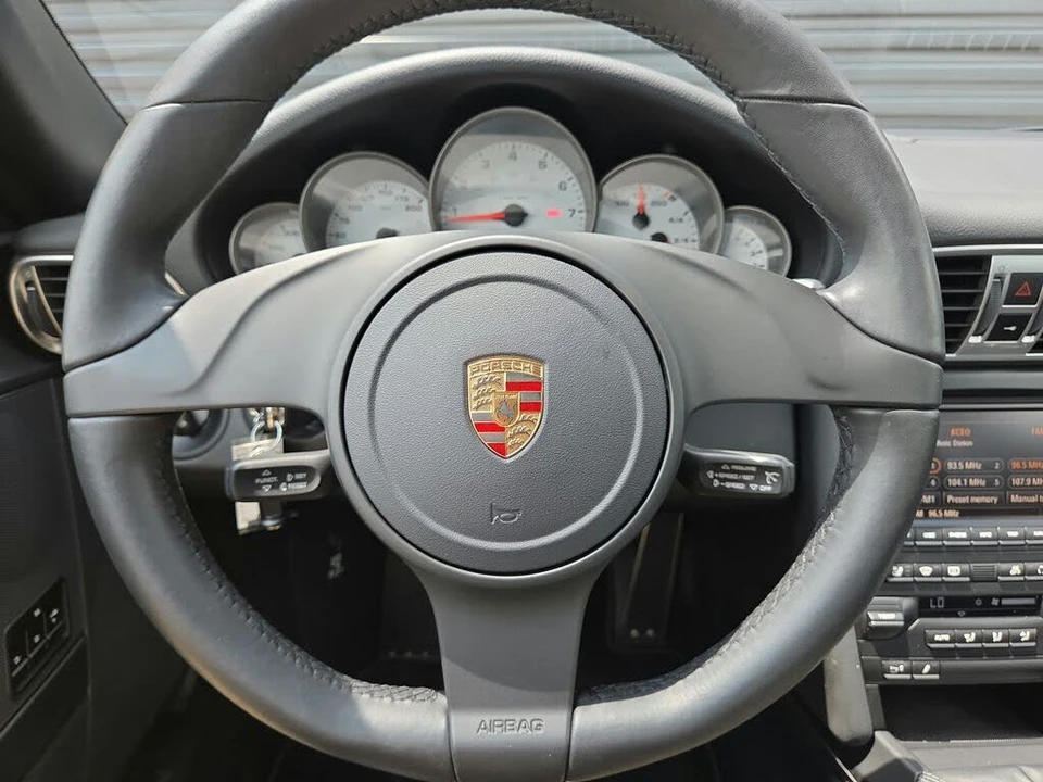 2011 Porsche 997 Carrera S - Image 9 of 28