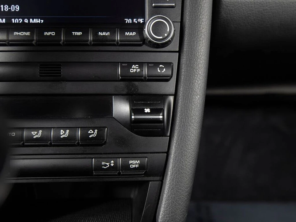 2011 Porsche 997 Carrera S - Image 24 of 31