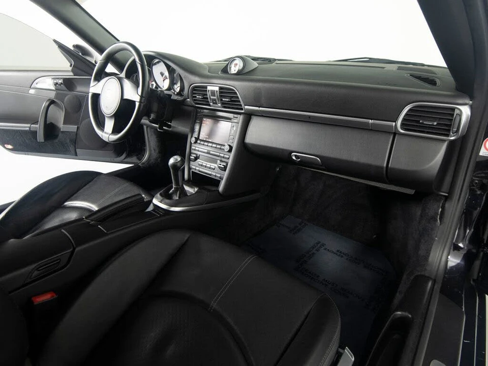 2011 Porsche 997 Carrera S - Image 26 of 31
