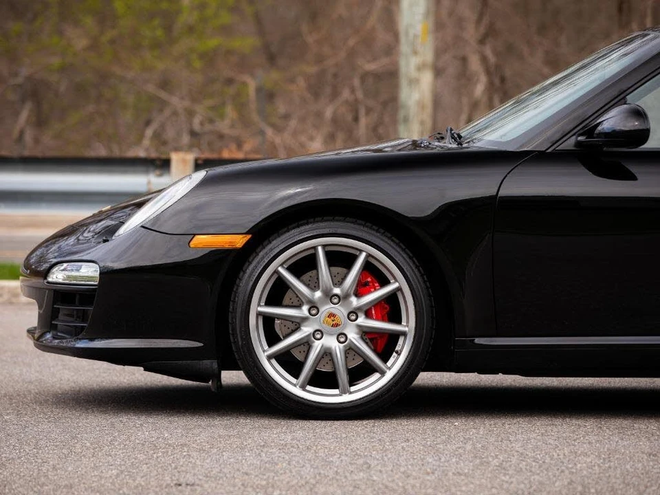 2011 Porsche 997 Carrera S - Image 8 of 31