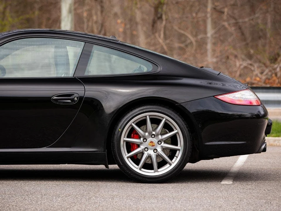 2011 Porsche 997 Carrera S - Image 10 of 31