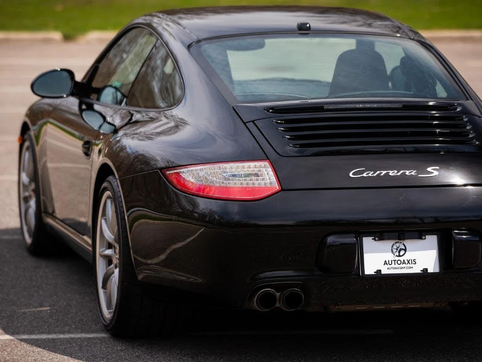 2011 Porsche 997 Carrera S - Image 18 of 31