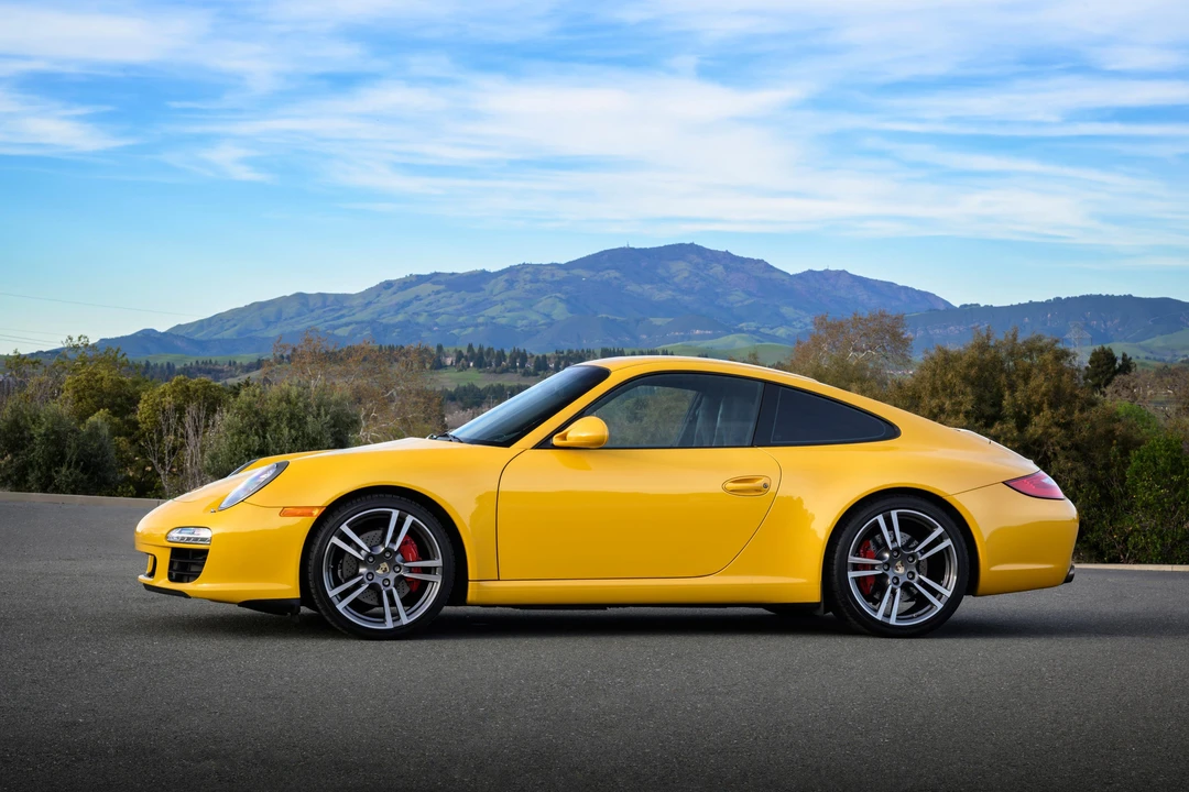 2011 Porsche 997 Carrera S - Image 10 of 31