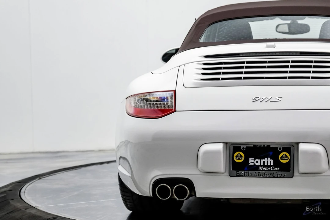 2011 Porsche 997 Carrera S - Image 18 of 31