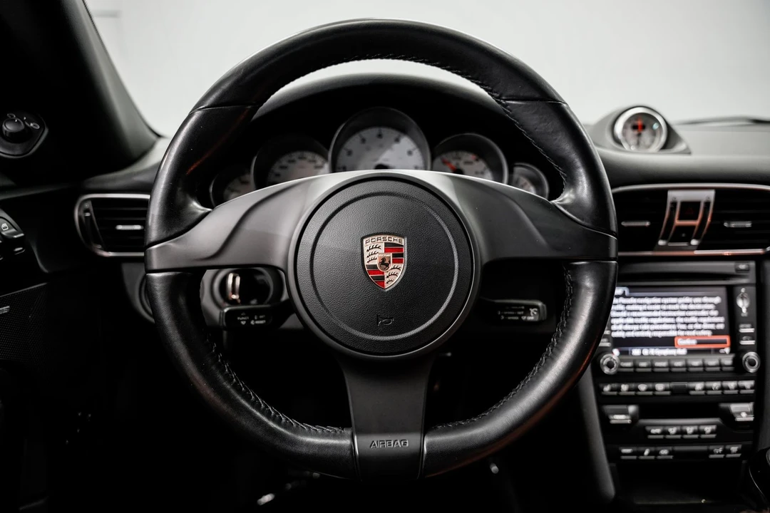 2011 Porsche 997 Carrera S - Image 10 of 31