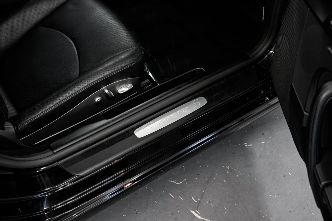 2011 Porsche 997 Carrera S - Image 24 of 31