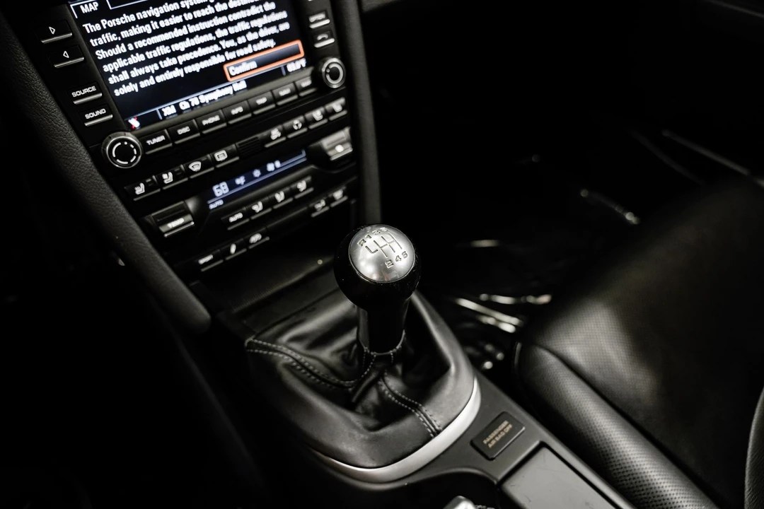 2011 Porsche 997 Carrera S - Image 14 of 31