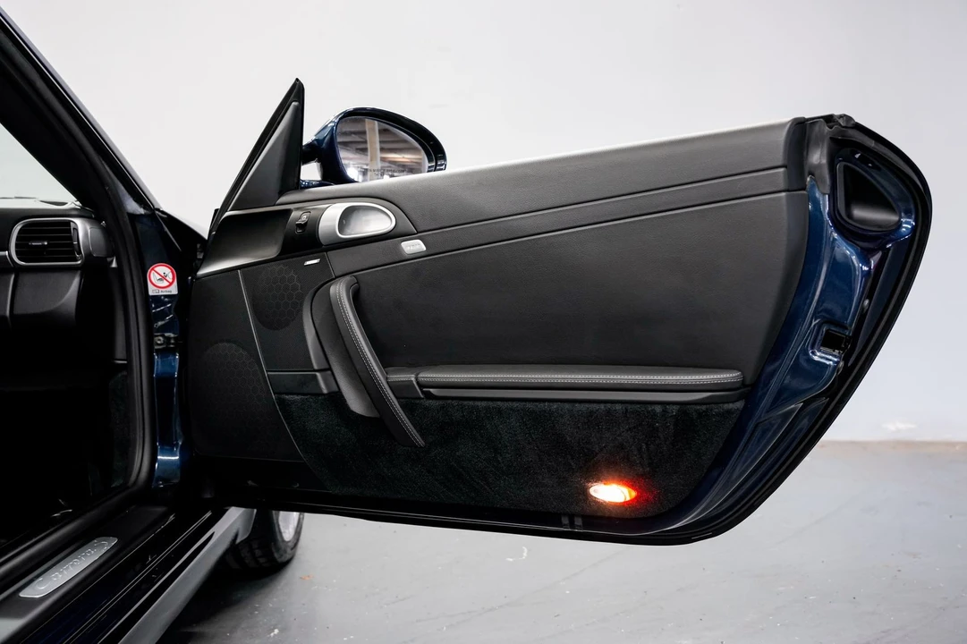 2011 Porsche 997 Carrera S - Image 23 of 31