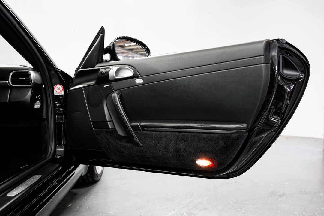 2011 Porsche 997 Carrera S - Image 23 of 31