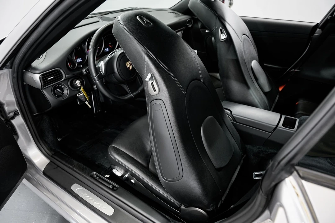 2011 Porsche 997 Carrera - Image 19 of 31