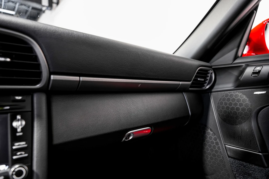 2011 Porsche 997 Carrera - Image 15 of 21