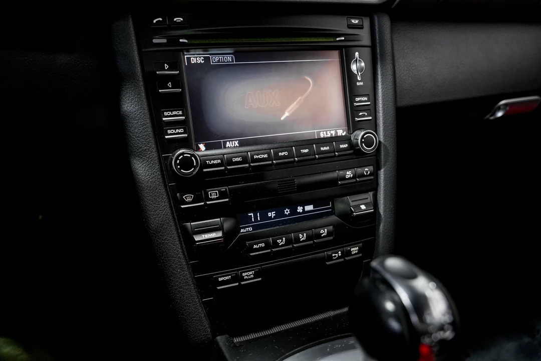 2011 Porsche 997 Carrera - Image 13 of 21