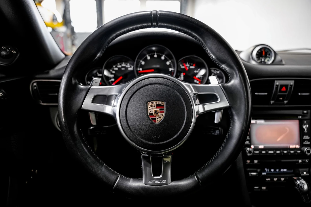 2011 Porsche 997 Carrera - Image 10 of 21