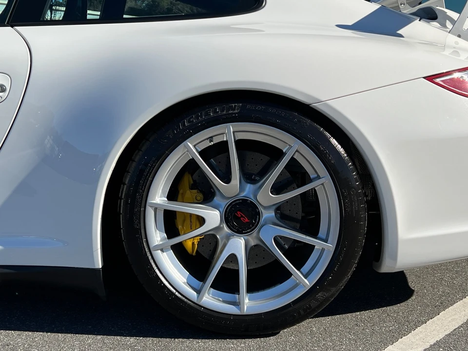 2011 Porsche 997 GT3 RS - Image 4 of 12