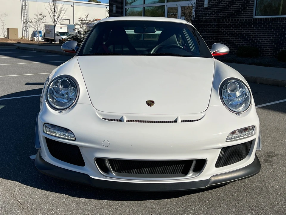 2011 Porsche 997 GT3 RS - Image 6 of 12