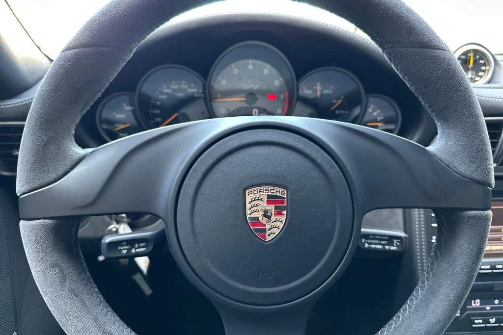 2011 Porsche 997 GT2 RS - Image 26 of 31