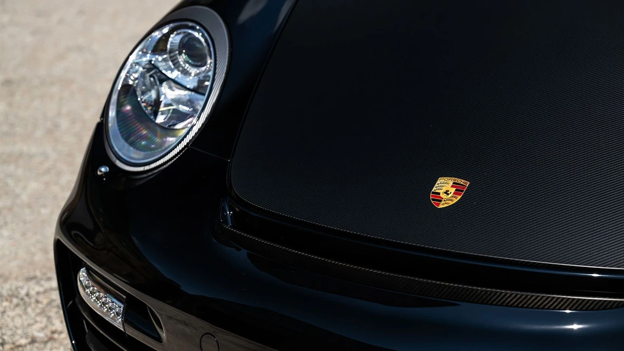 2011 Porsche 997 GT2 RS - Image 24 of 31