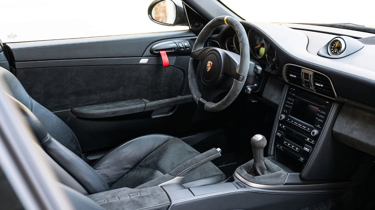 2011 Porsche 997 GT2 RS - Image 8 of 31
