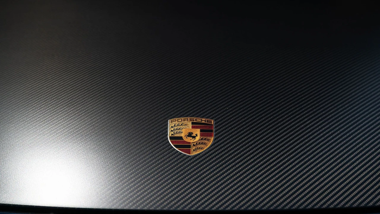 2011 Porsche 997 GT2 RS - Image 27 of 31