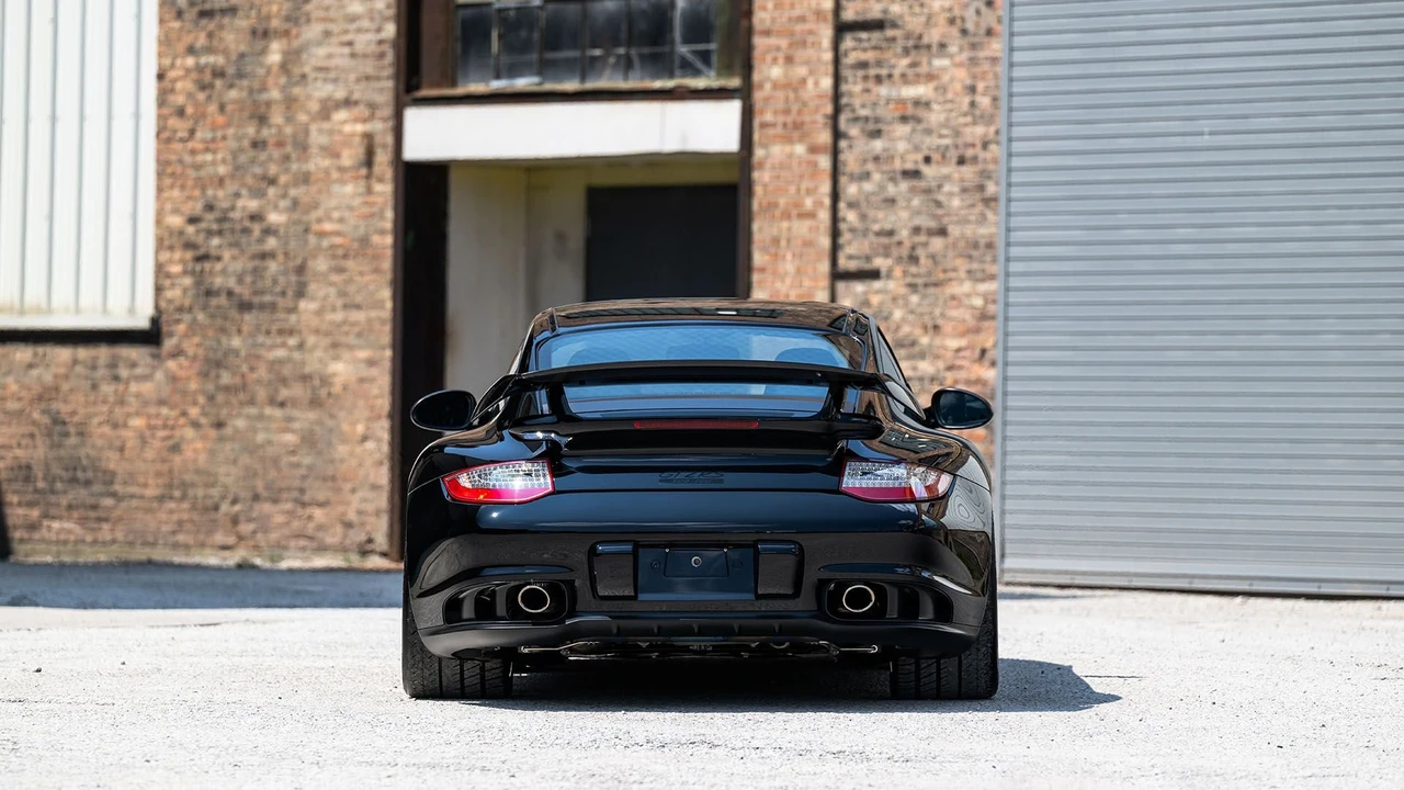 2011 Porsche 997 GT2 RS - Image 12 of 31