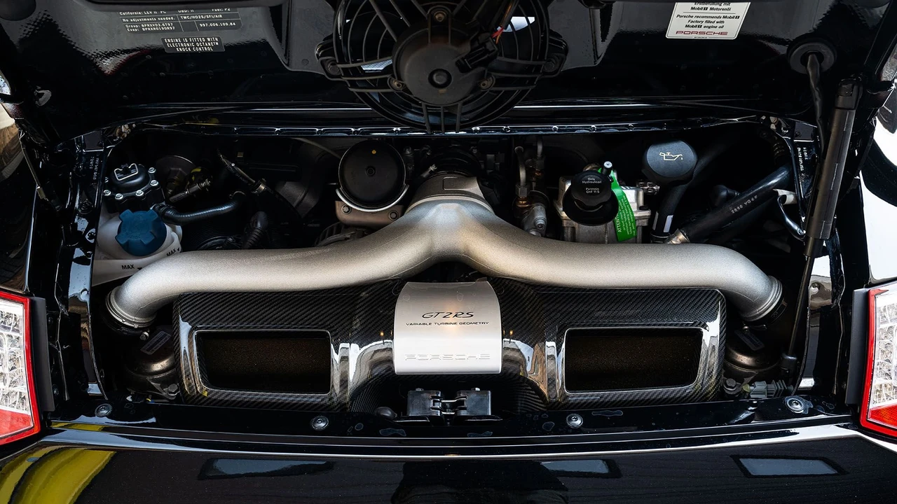 2011 Porsche 997 GT2 RS - Image 7 of 31