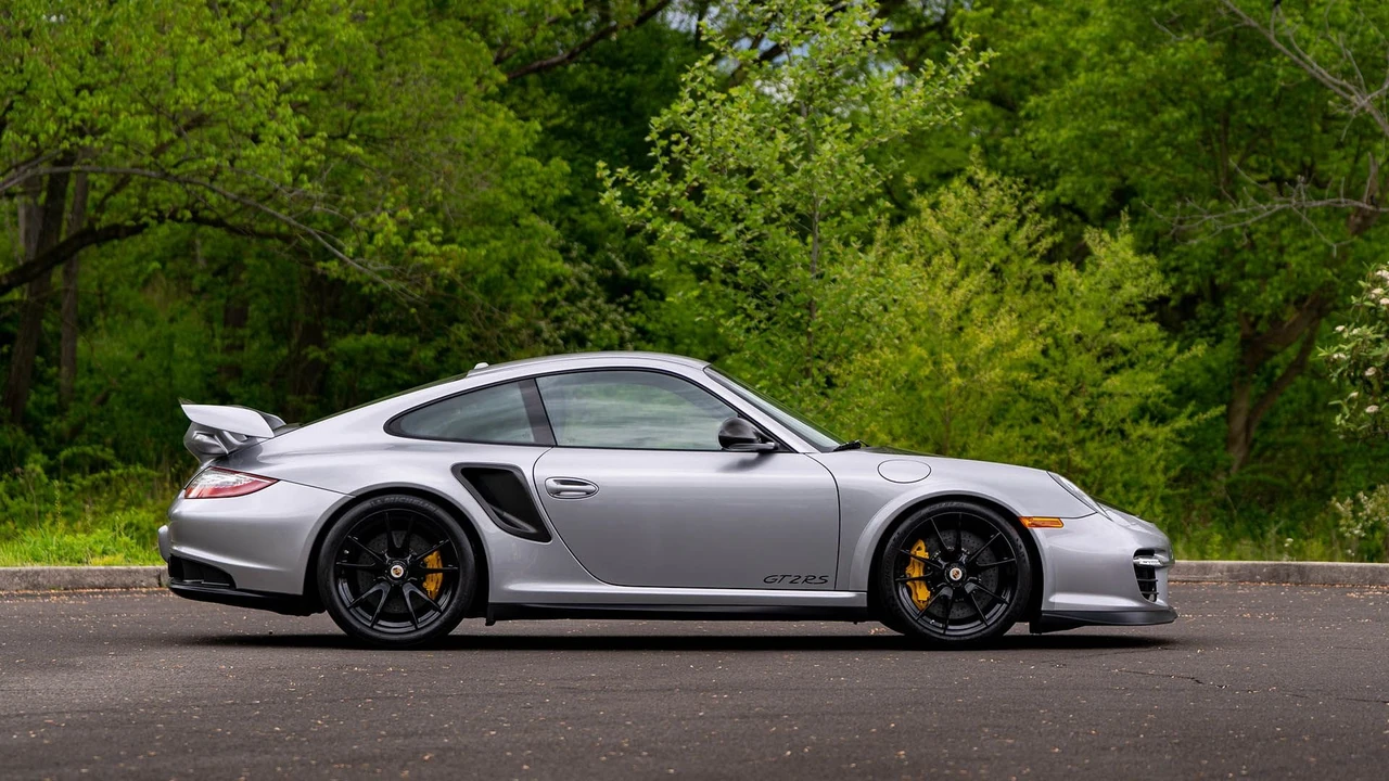 2011 Porsche 997 GT2 RS - Image 18 of 31