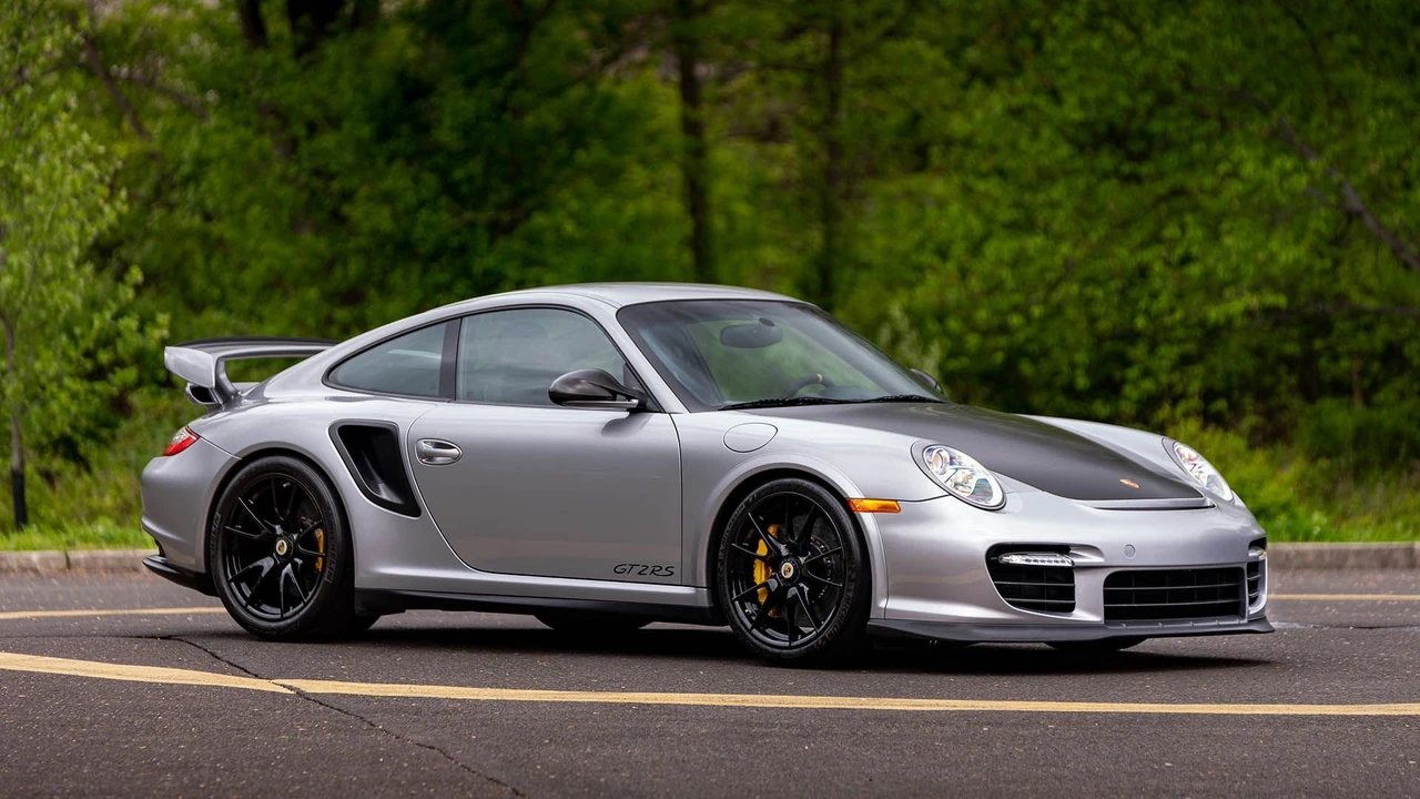2011 Porsche 997 GT2 RS - Image 15 of 31
