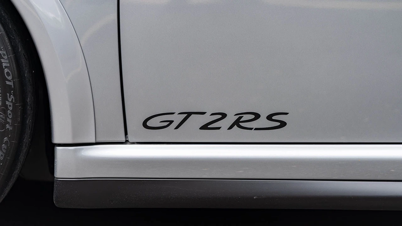 2011 Porsche 997 GT2 RS - Image 21 of 31