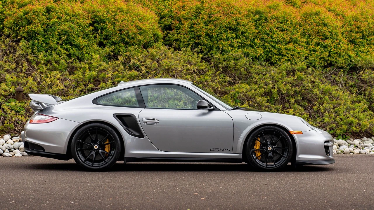 2011 Porsche 997 GT2 RS - Image 6 of 31